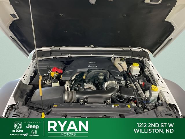 Used 2021 Jeep Gladiator Sport w/ Trailer Tow Package AWD/4WD image 11