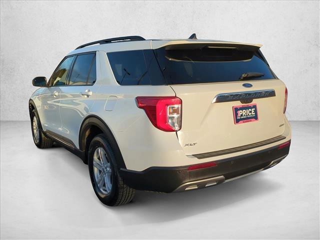 Used 2024 Ford Explorer XLT w/ Equipment Group 202A image 8