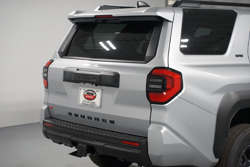 New 2026 Toyota 4Runner SR5 AWD/4WD image 9