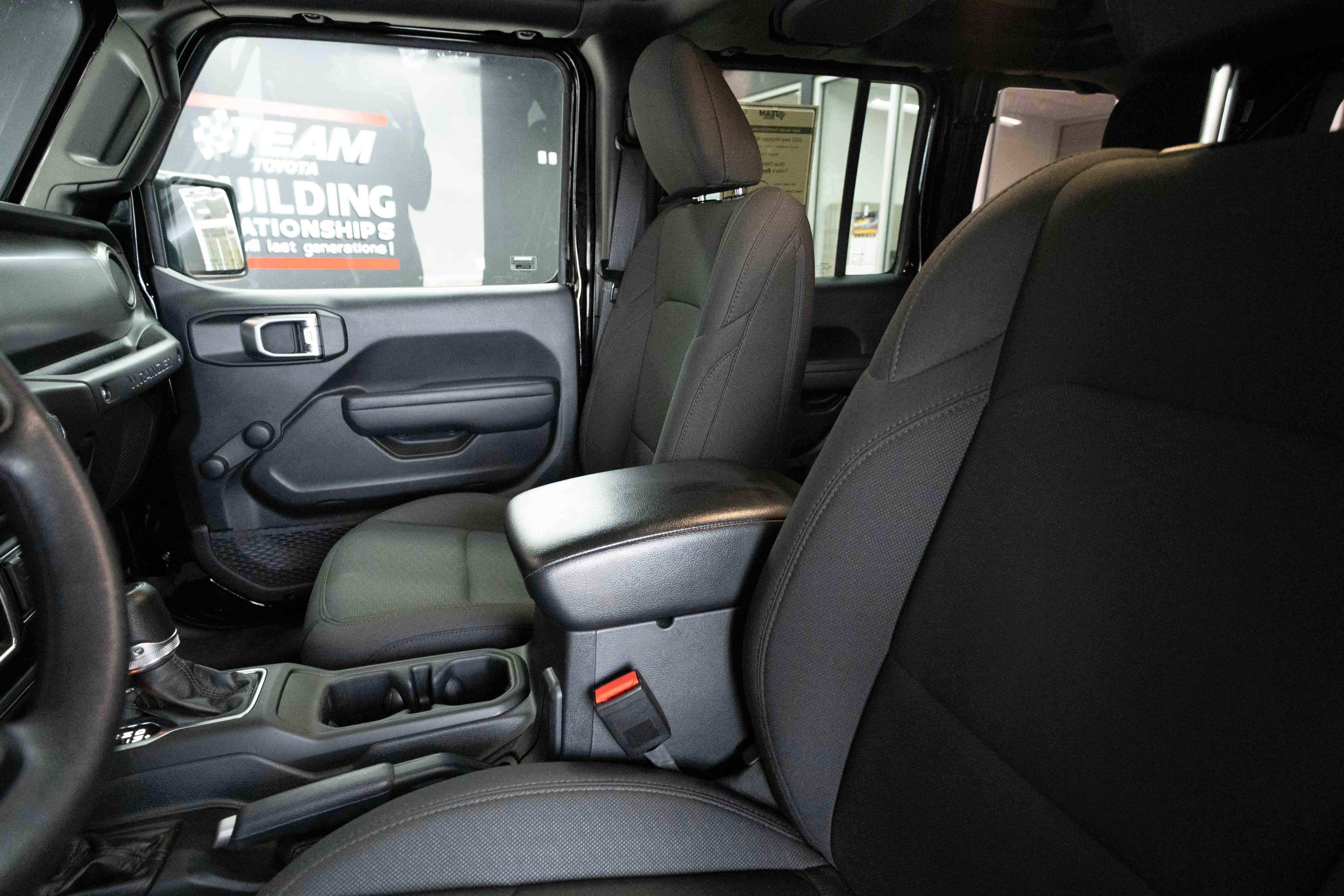 Used 2023 Jeep Wrangler Unlimited Sport image 10