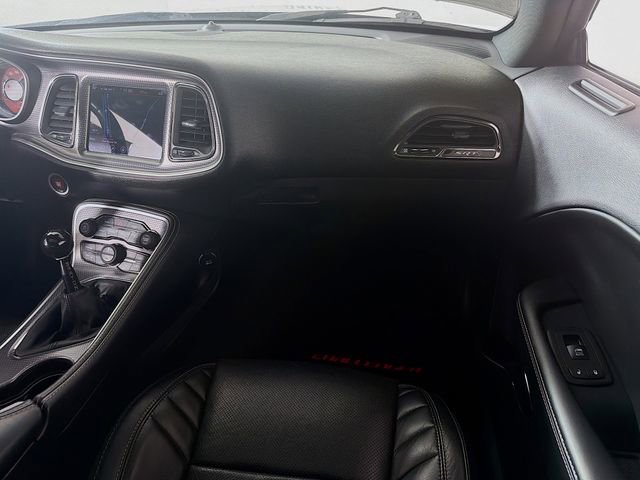 Used 2017 Dodge Challenger SRT Hellcat RWD image 28