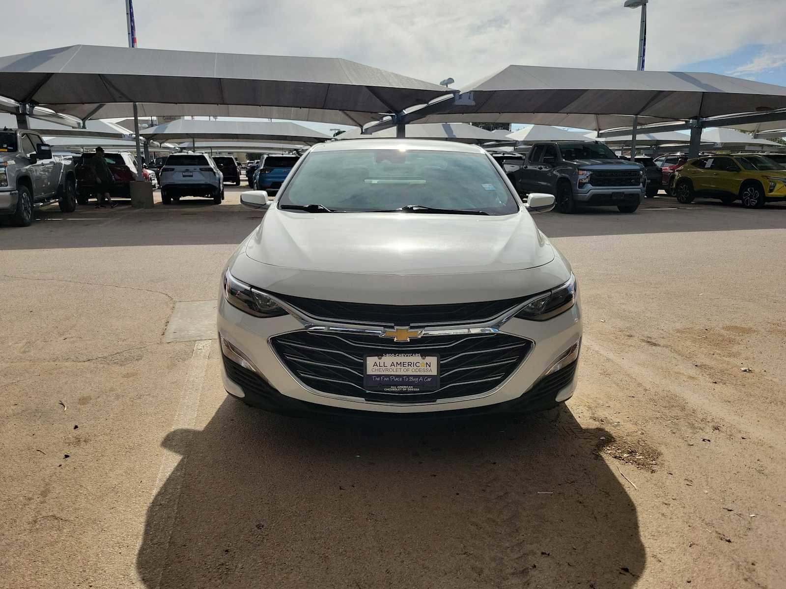 Used 2024 Chevrolet Malibu LT FWD image 3