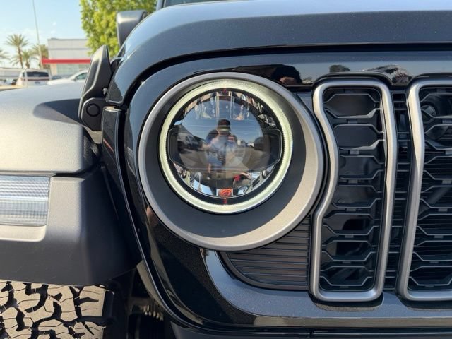 New 2026 Jeep Wrangler Unlimited Rubicon AWD/4WD image 10