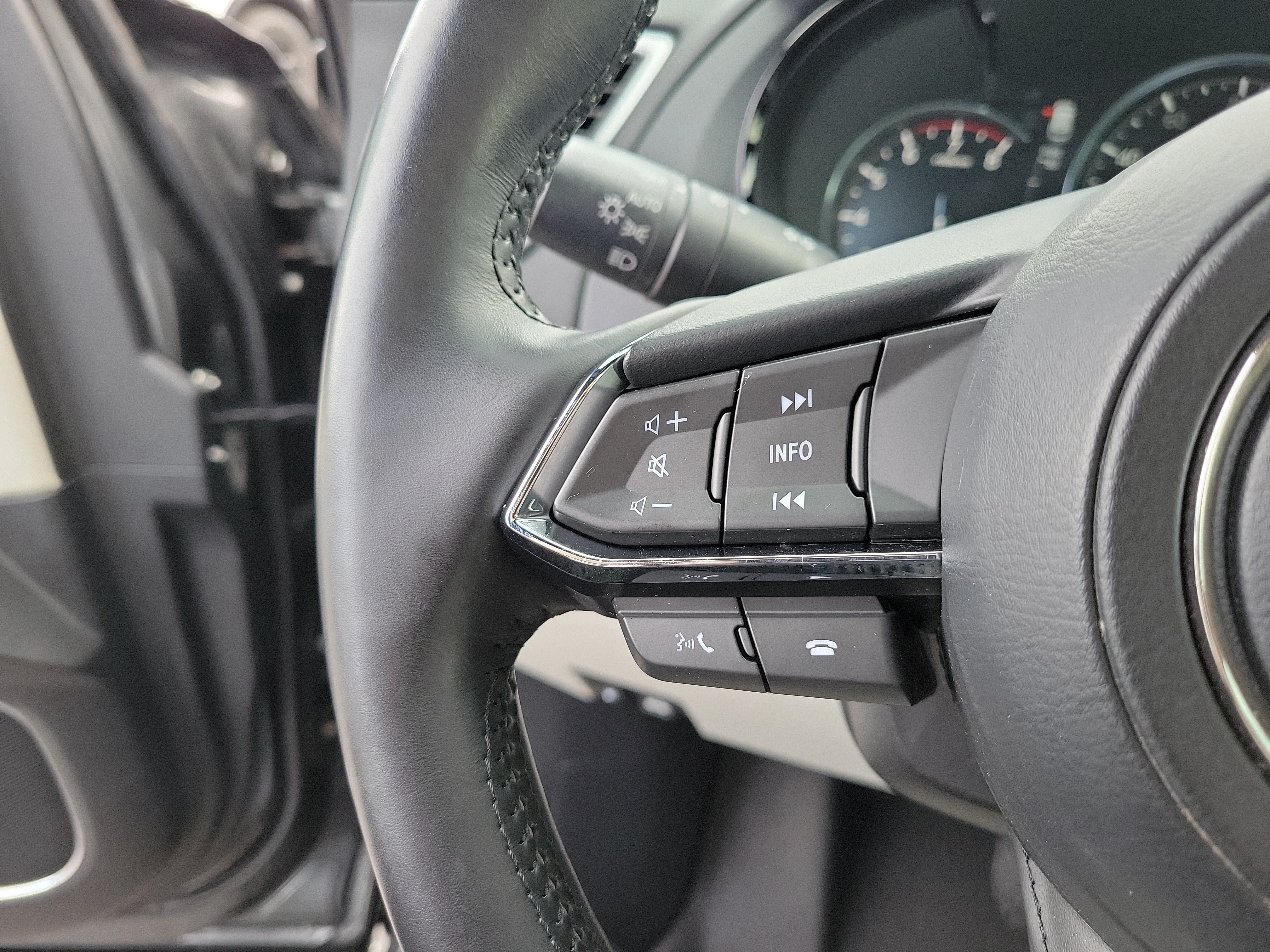 Used 2022 MAZDA CX-9 Signature AWD/4WD image 30