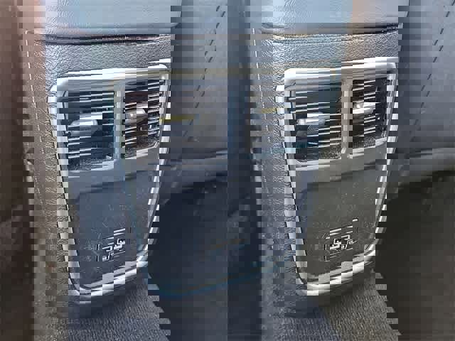 Used 2023 Chrysler 300 Touring w/ Sport Appearance Package image 26