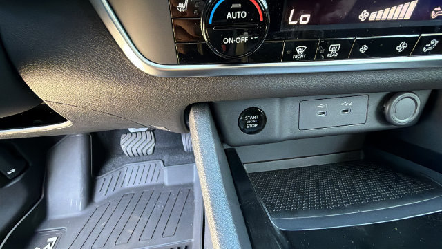 New 2026 Nissan Rogue SV AWD/4WD image 17