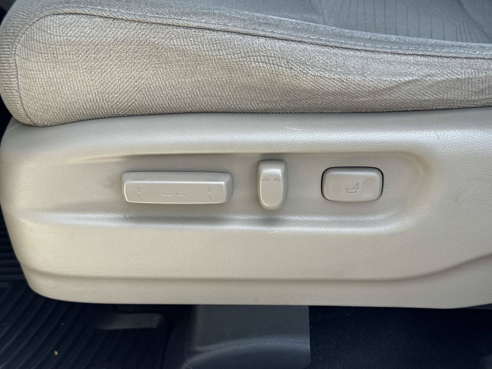 Certified 2017 Honda Pilot EX image 22