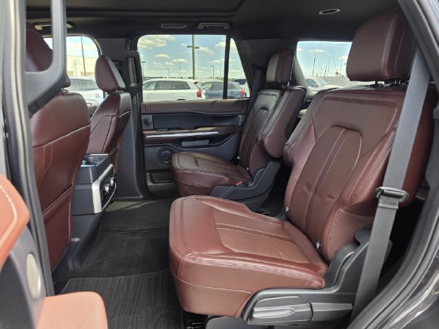 Used 2024 Ford Expedition Limited RWD image 21