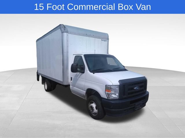 Certified 2024 Ford E-450 and Econoline 450 Super Duty w/ Power Windows & Locks Group