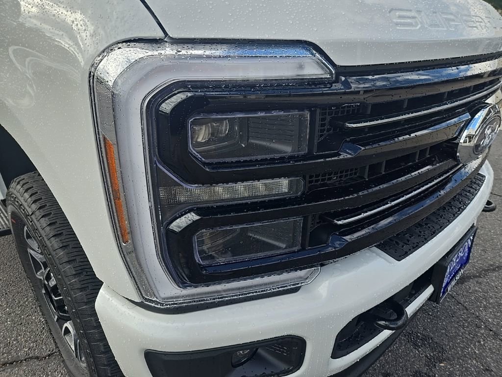 New 2026 Ford F350 Platinum image 31