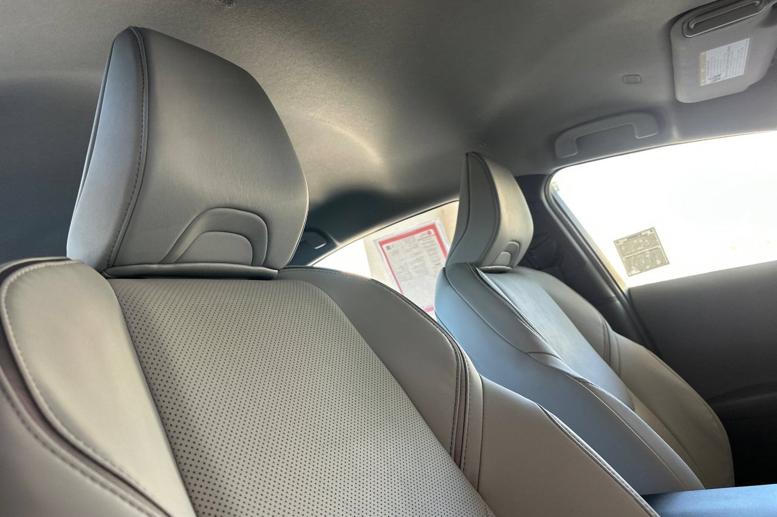 Certified 2024 Toyota Prius XLE FWD image 17
