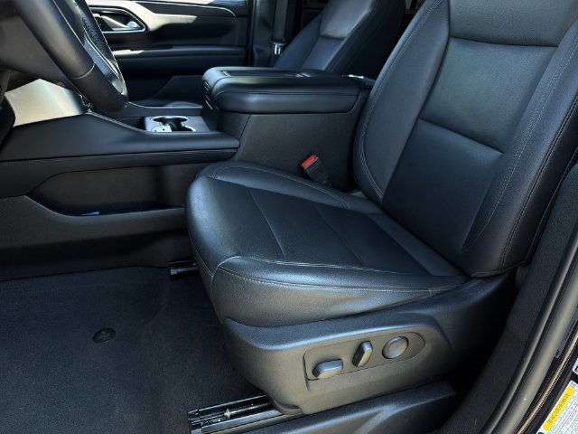 Used 2022 Chevrolet Tahoe LT AWD/4WD image 22