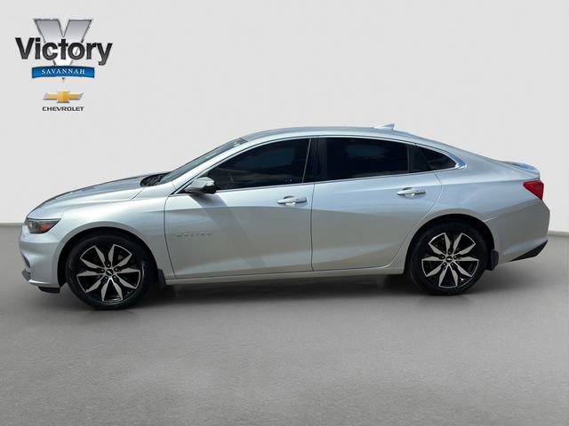 Used 2018 Chevrolet Malibu LT w/ Driver Confidence Package FWD image 4