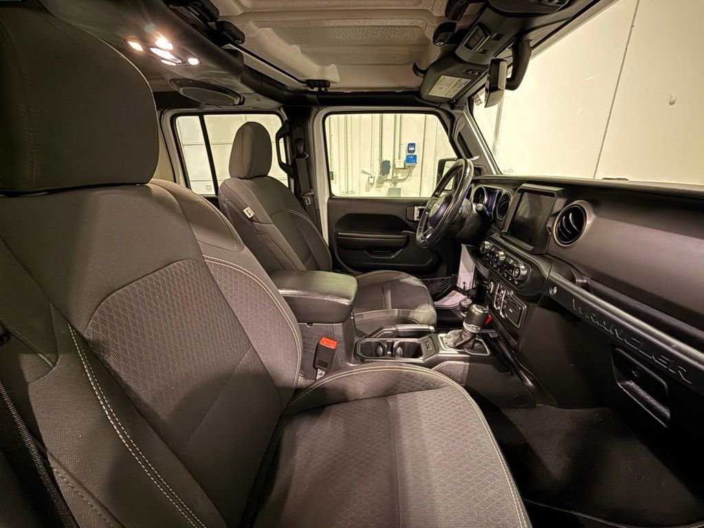 Used 2021 Jeep Wrangler Unlimited Sport image 26