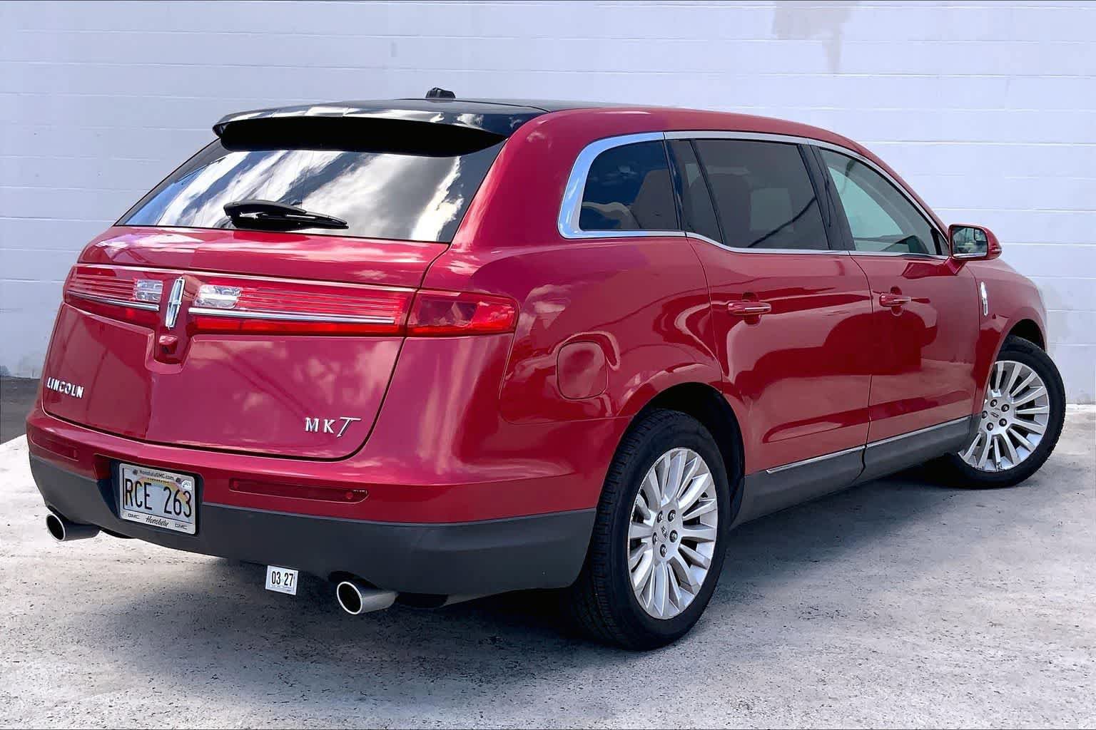 Used 2010 Lincoln MKT 2WD image 22