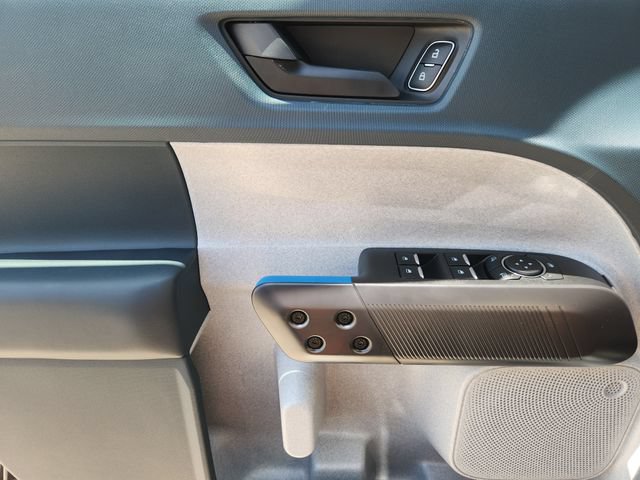 New 2026 Ford Maverick XLT w/ XLT Luxury Package FWD image 16