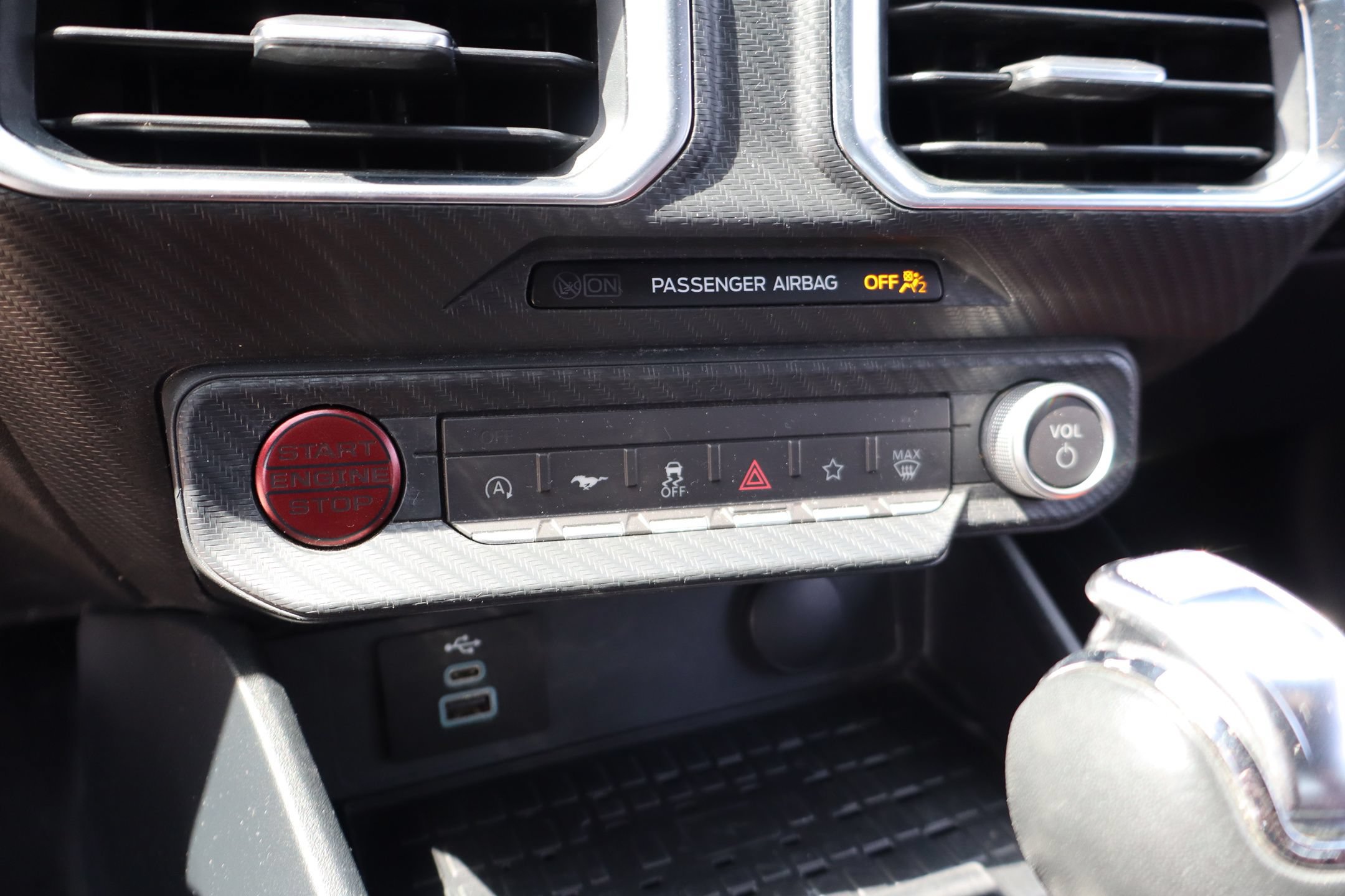 Certified 2024 Ford Mustang Premium RWD image 18