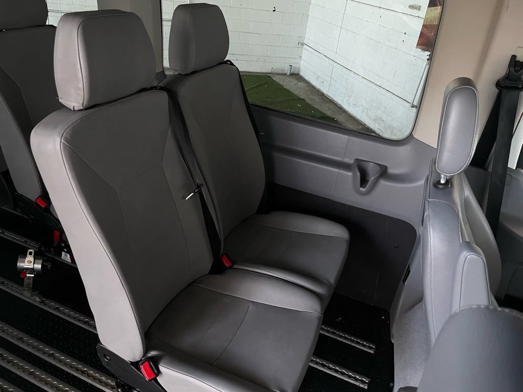 Used 2019 Ford Transit 350 XL RWD image 17