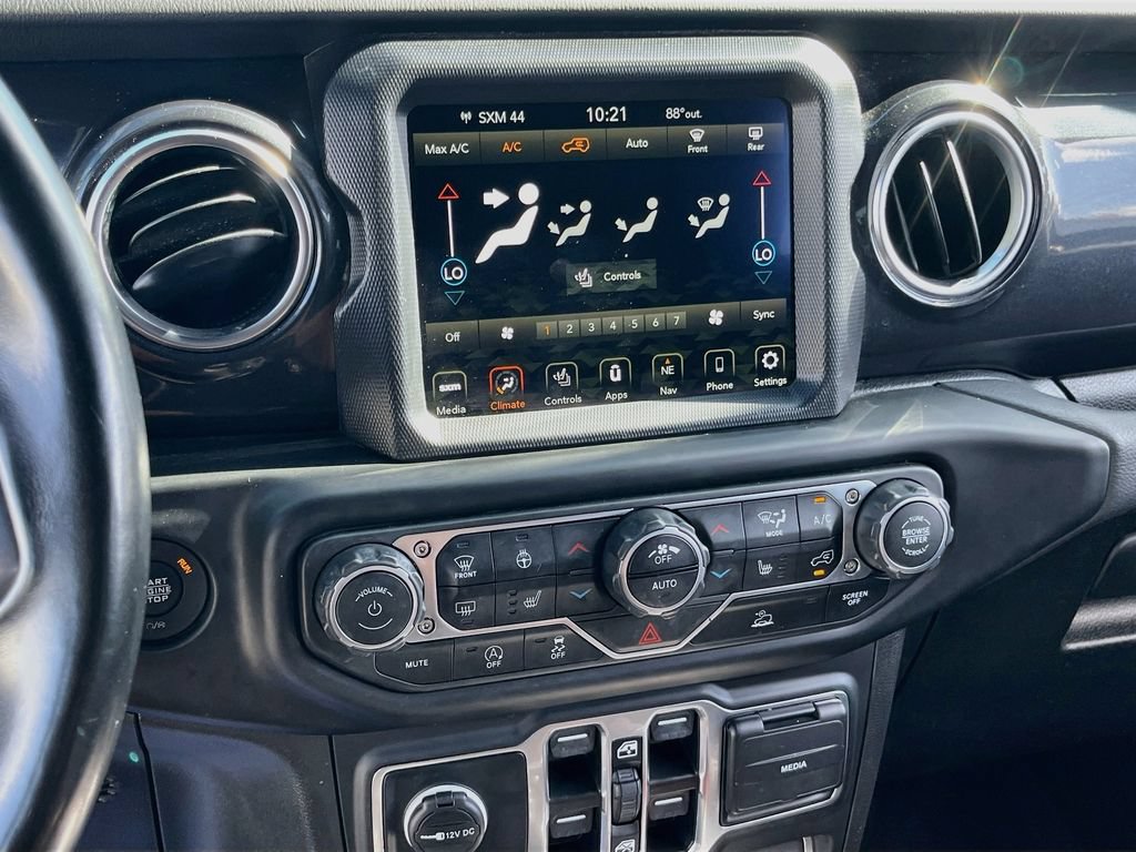 Used 2023 Jeep Wrangler Unlimited Sahara AWD/4WD image 16