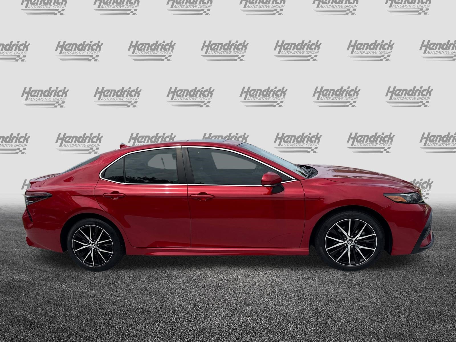 Certified 2022 Toyota Camry SE FWD image 11