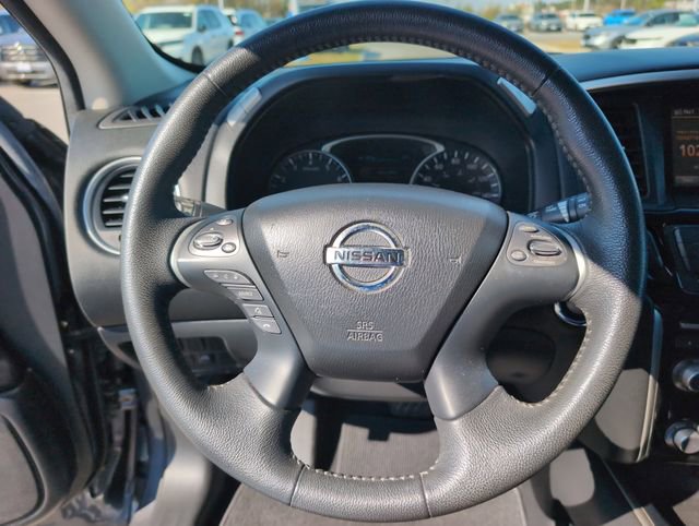 Used 2013 Nissan Pathfinder SV image 23