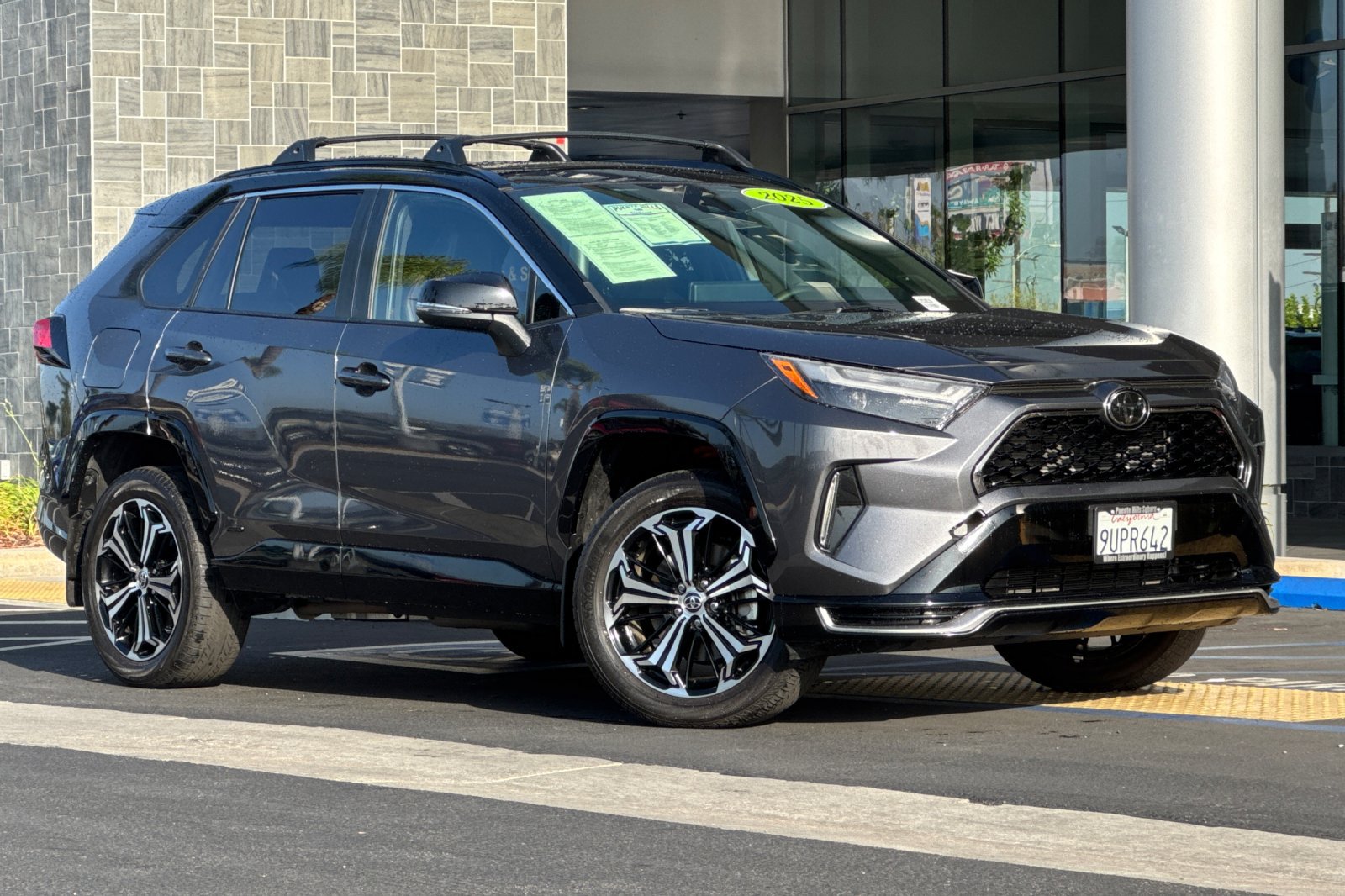 Used 2025 Toyota RAV4 XSE w/ Weather Package AWD/4WD image 2
