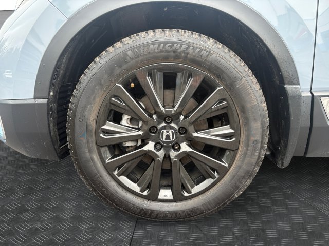 Used 2021 Honda CR-V Touring image 14