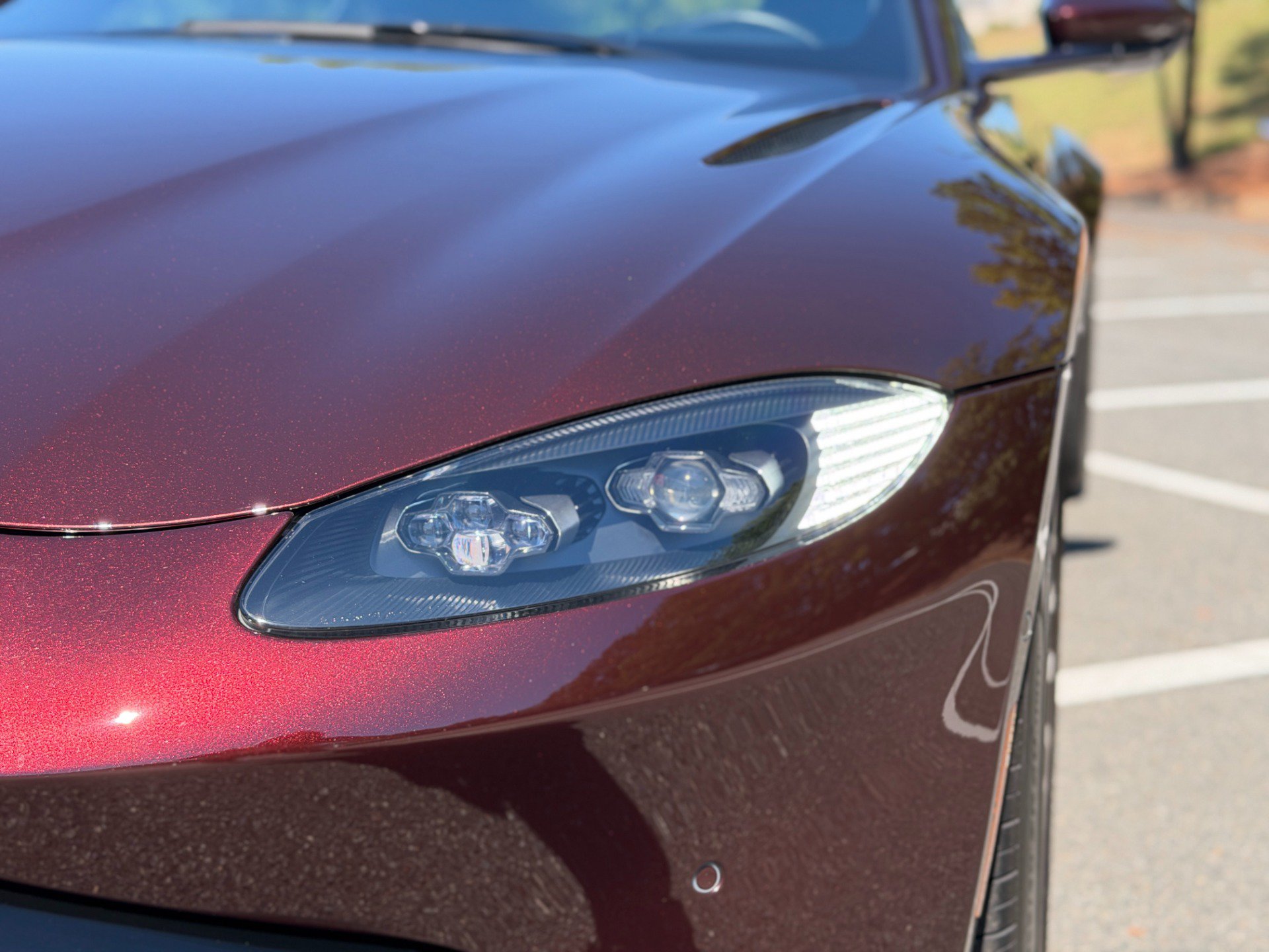 Used 2020 Aston Martin V8 Vantage Coupe RWD image 20