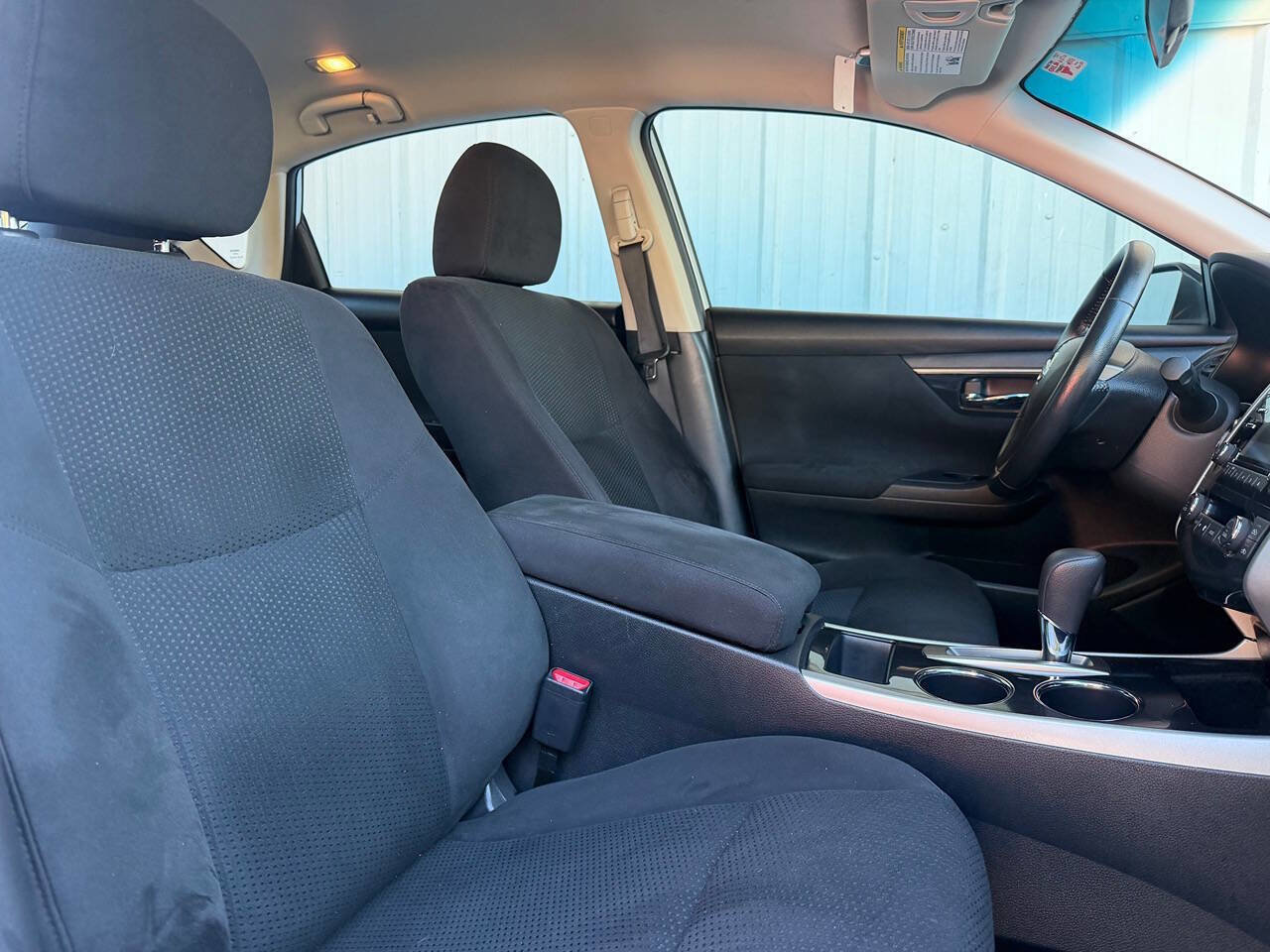 Used 2014 Nissan Altima 2.5 SV FWD image 14