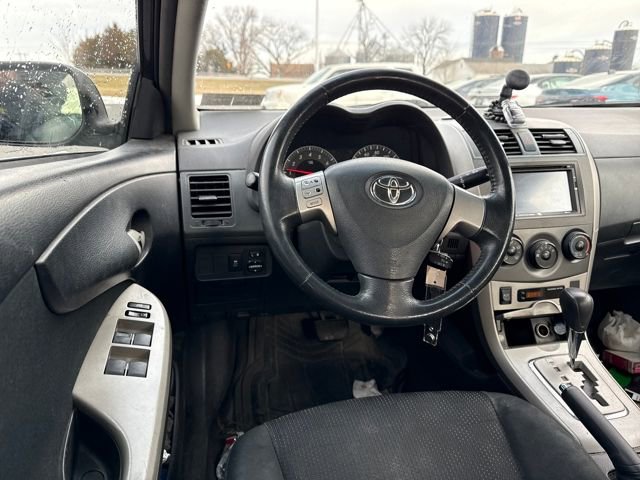 Used 2010 Toyota Corolla S image 11
