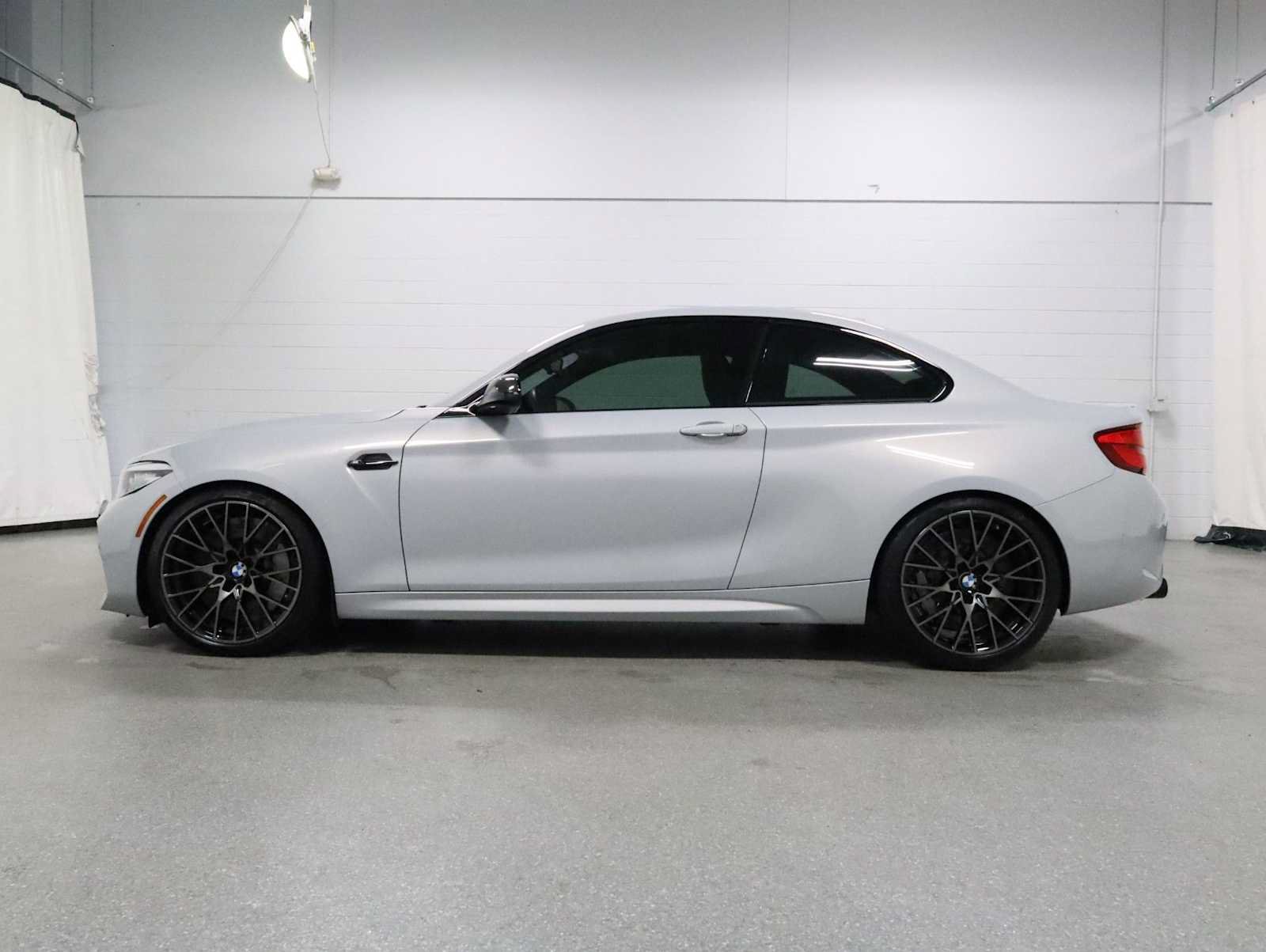 Used 2019 BMW M2 Competition w/ Executive Package RWD video 2