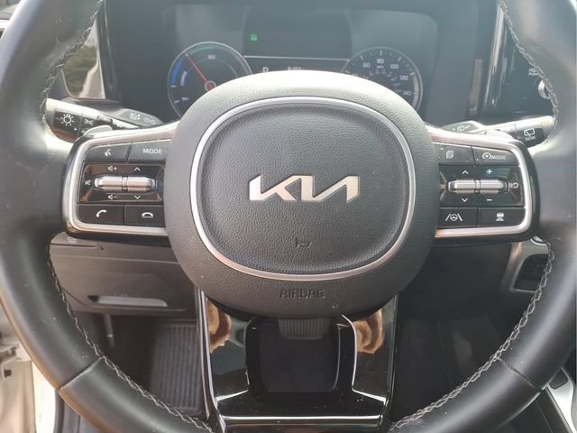 Used 2023 Kia Sorento EX w/ Panoramic Sunroof Package FWD image 13