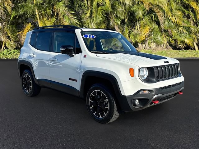 Used 2023 Jeep Renegade Trailhawk w/ Trailhawk Elite Group AWD/4WD image 2