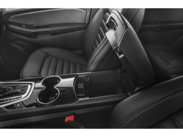 Used 2015 Ford Edge Titanium w/ Technology Package FWD image 18