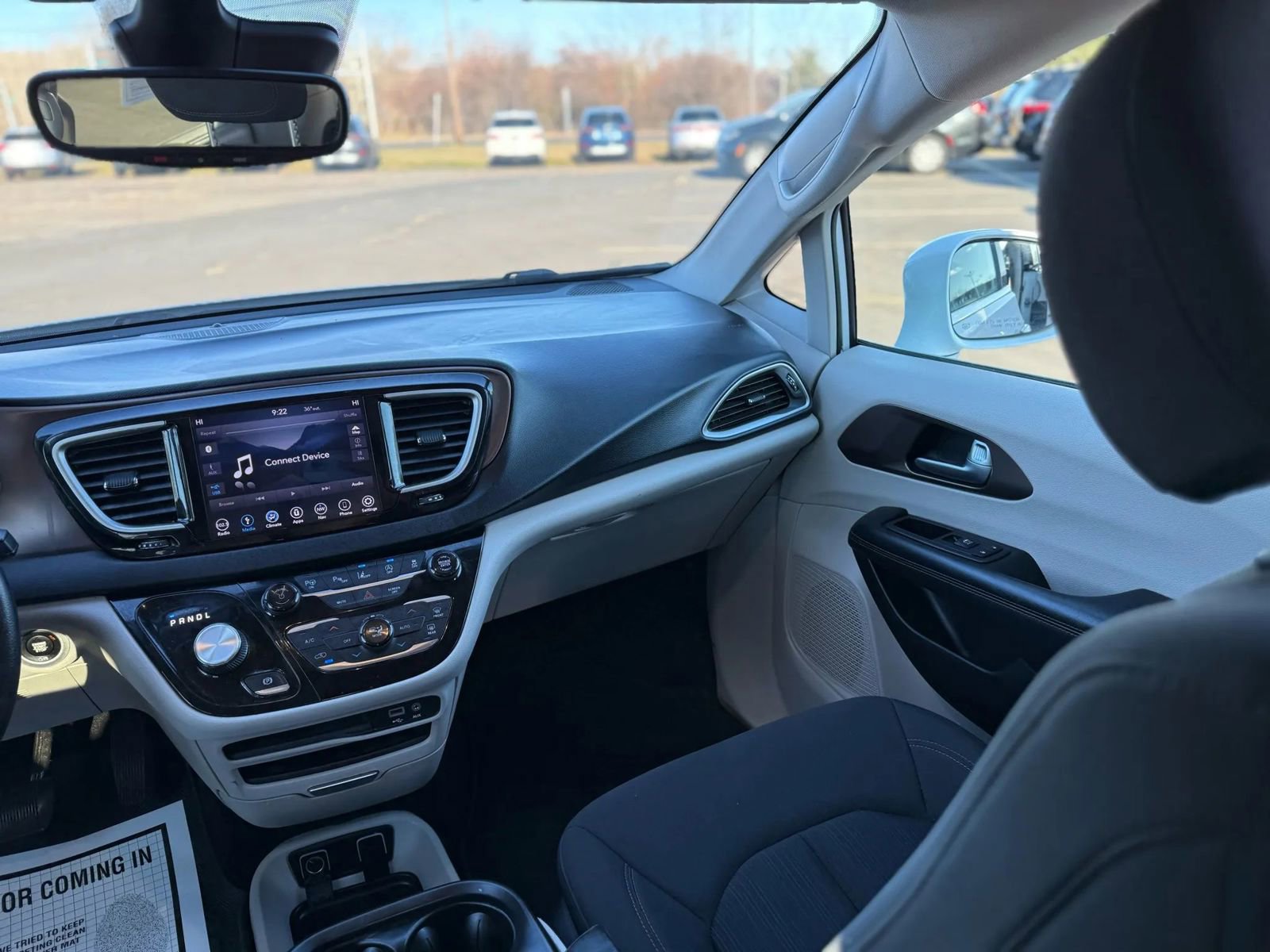Used 2019 Chrysler Pacifica Touring Plus w/ Advanced Safetytec Group image 20