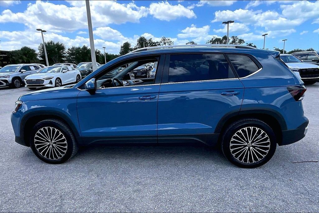 Used 2025 Volkswagen Taos SE image 8