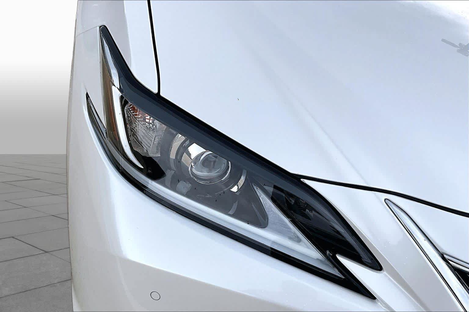 Used 2020 Lexus ES 350 w/ Premium Package FWD image 28