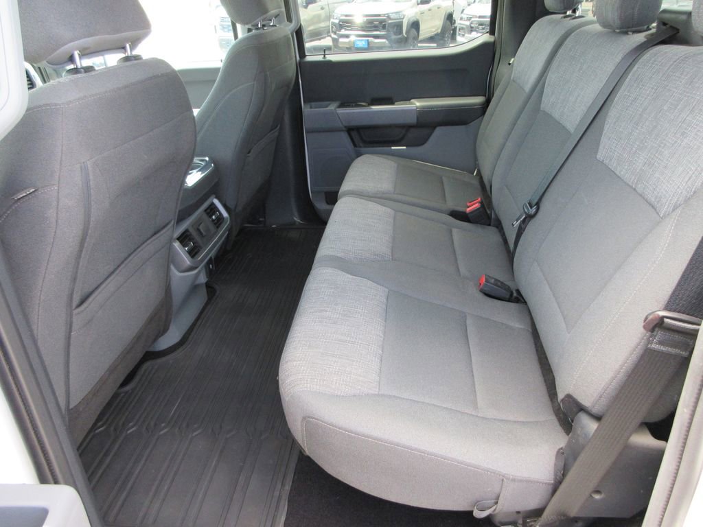 Used 2021 Ford F150 XLT AWD/4WD image 16