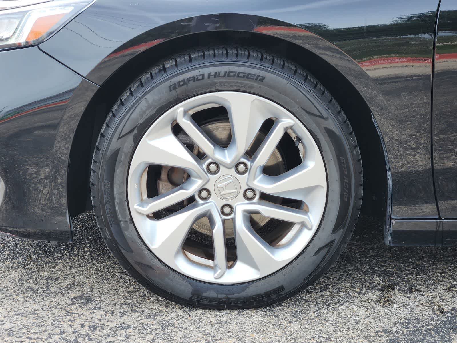 Used 2018 Honda Accord LX image 9