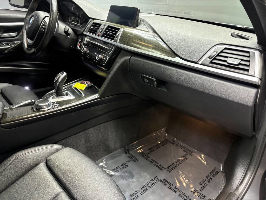 Used 2018 BMW 330i Sedan image 45