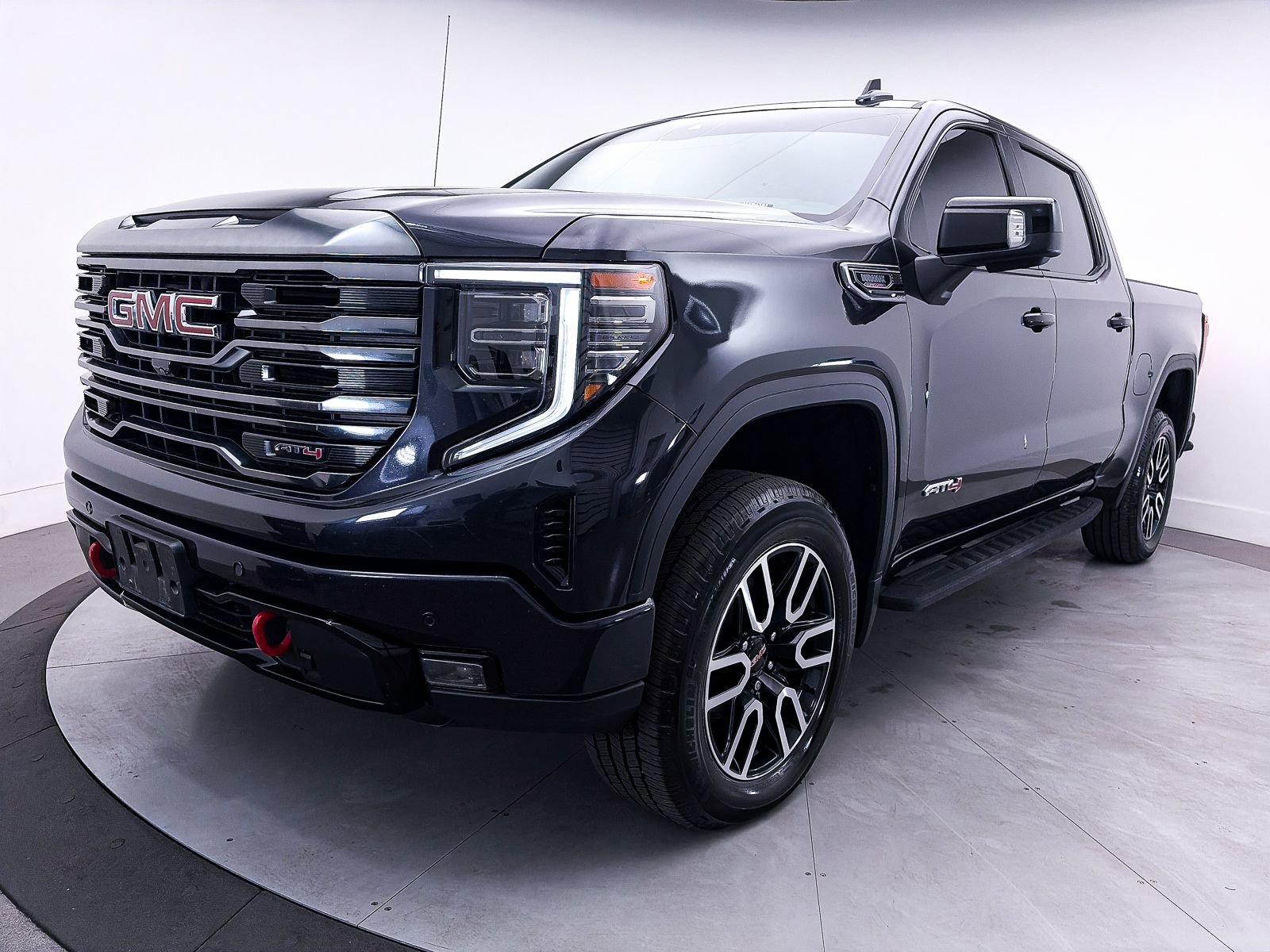 Used 2023 GMC Sierra 1500 AT4 w/ AT4 Premium Package AWD/4WD image 15