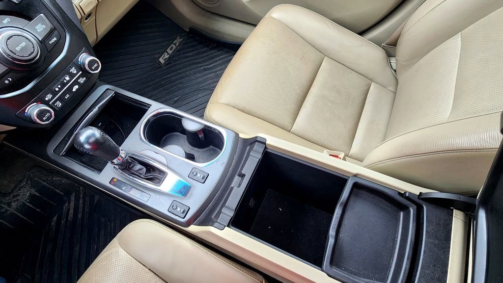 Used 2015 Acura RDX AWD w/ Technology Package image 29