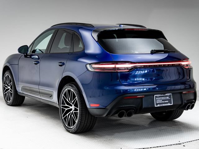 Certified 2023 Porsche Macan S AWD/4WD image 3