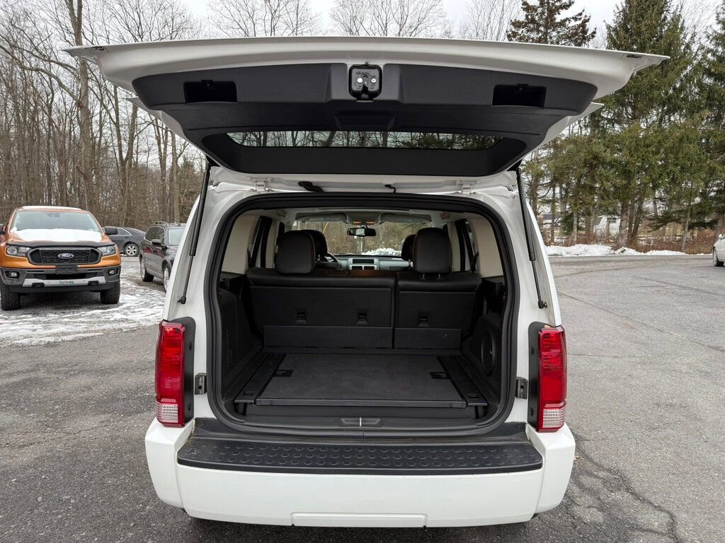 Used 2011 Dodge Nitro Heat image 37