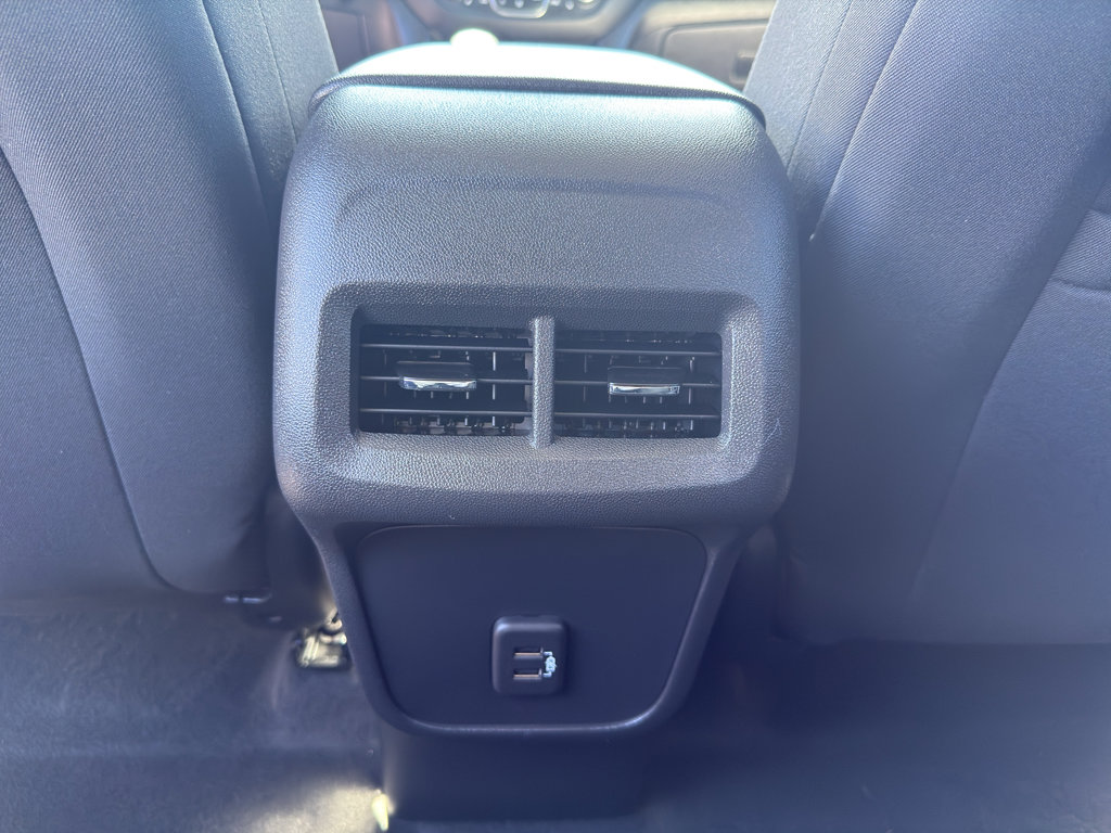 Used 2023 Chevrolet Equinox LT AWD/4WD image 31