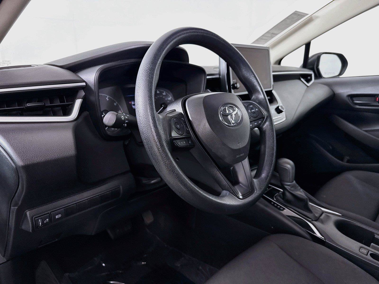 Certified 2024 Toyota Corolla LE FWD image 4