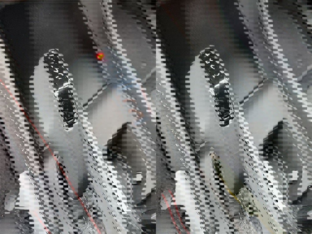 Used 2025 Dodge Charger Daytona Scat Pack w/ Track Pack image 36