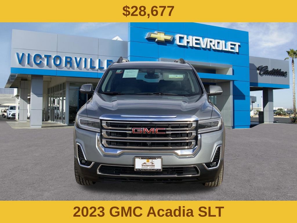 Certified 2023 GMC Acadia SLT w/ Technology Package image 2