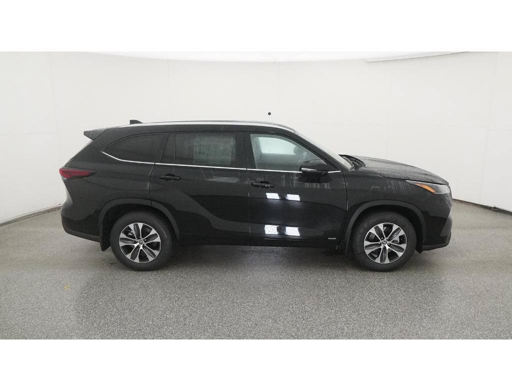 Used 2026 Toyota Highlander XLE AWD/4WD image 14