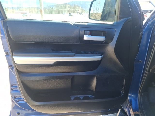 Used 2015 Toyota Tundra SR5 w/ SR5 Upgrade Package image 11